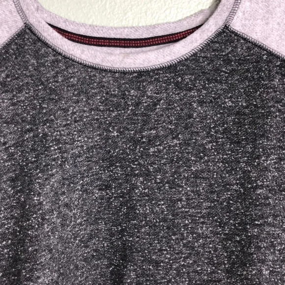 🌸NEW🌸 TOMMY BAHAMA Sweatshirt - Picture 2 of 8